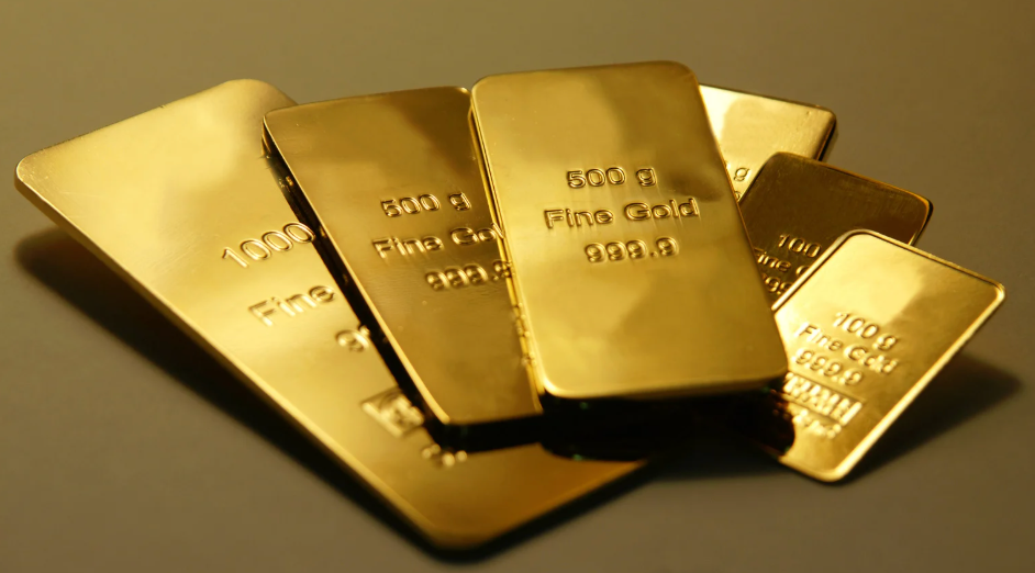 Image of gold bars of varying sizes 100g, 500g, 800g, and 1000g
